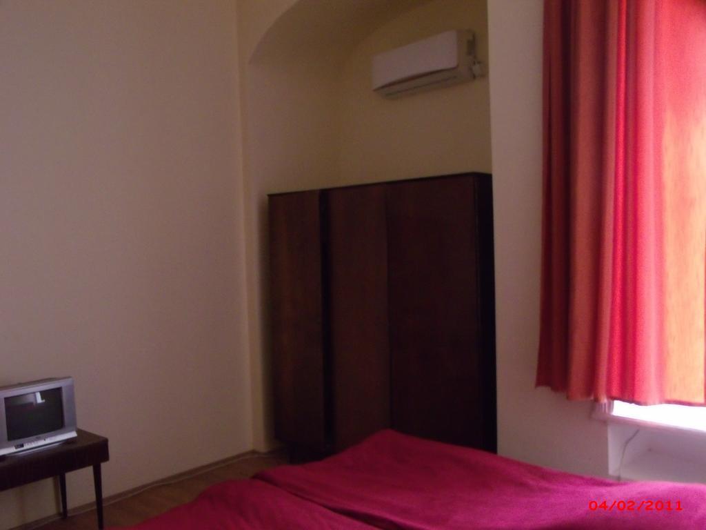 Golden Lion Hotell Sighnaghi Eksteriør bilde